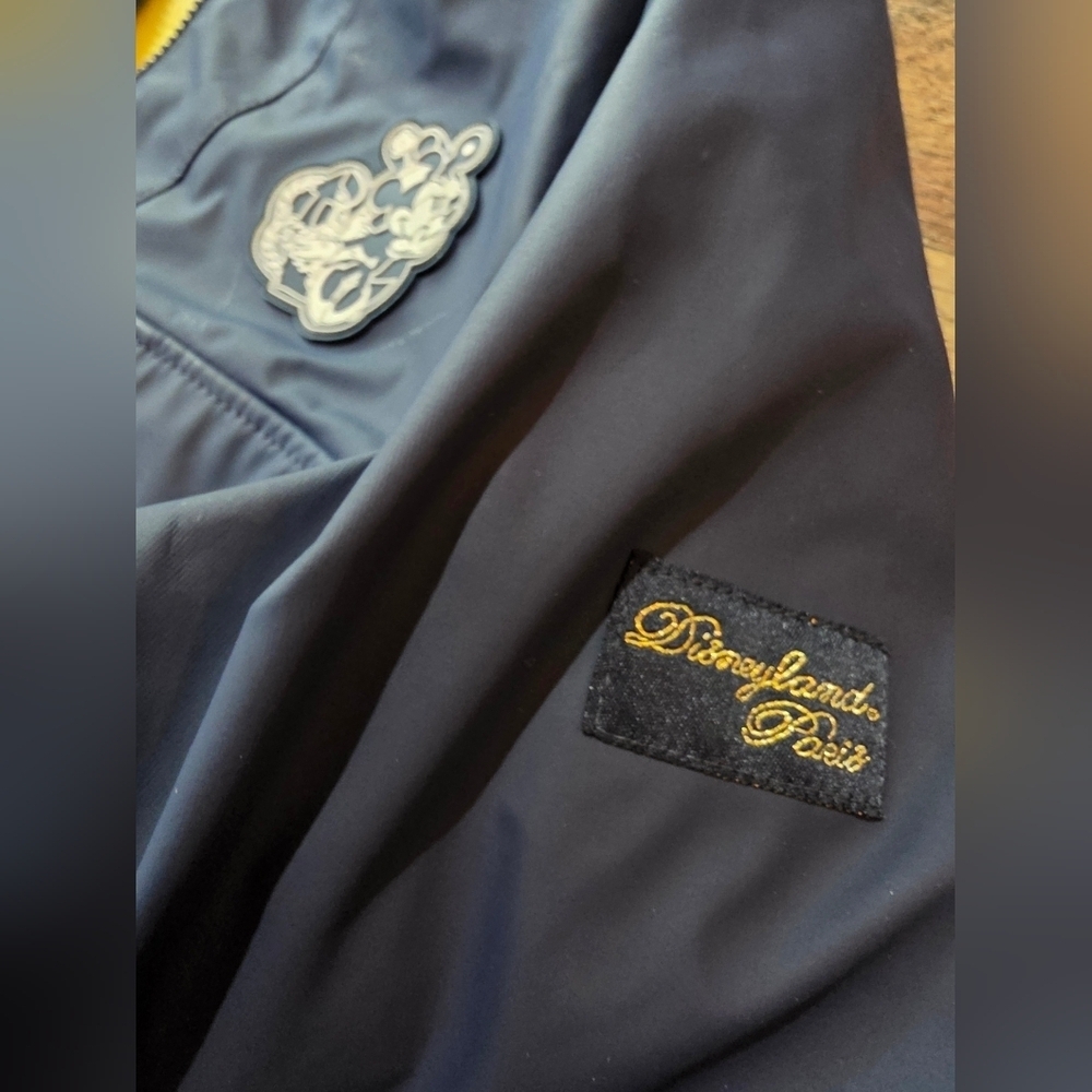 Disneyland Paris Women's Navy Blue Minnie Mouse Fleece Windbreaker Size Small - Picture 4 of 10